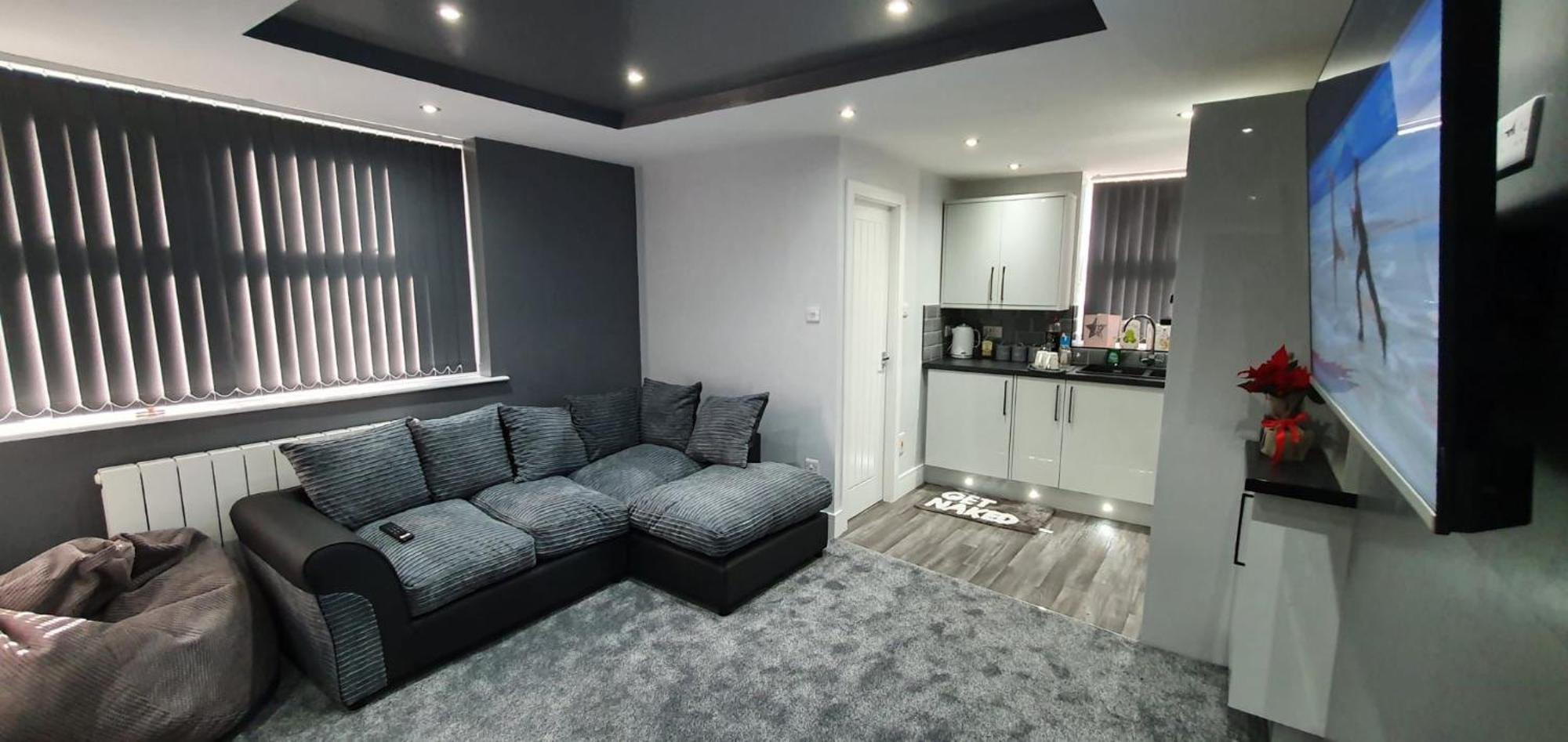 St Nicholas Holiday Apartments Blackpool Exterior photo